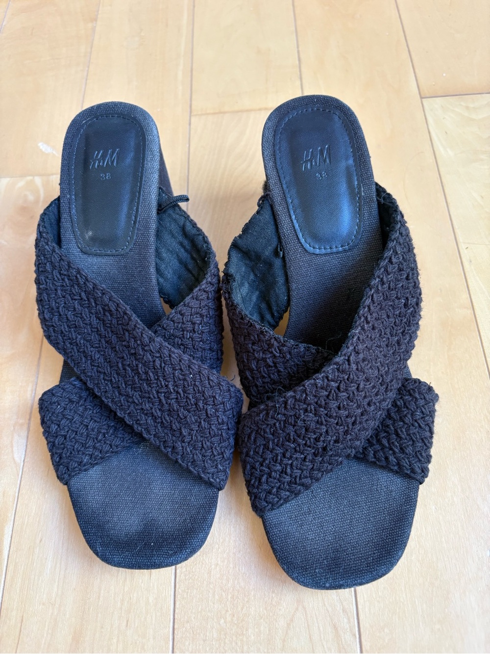 H&M Black Braided Cross-Strap Block Heel Mules